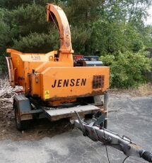 Jensen A 328 DI   houtversnipperaar