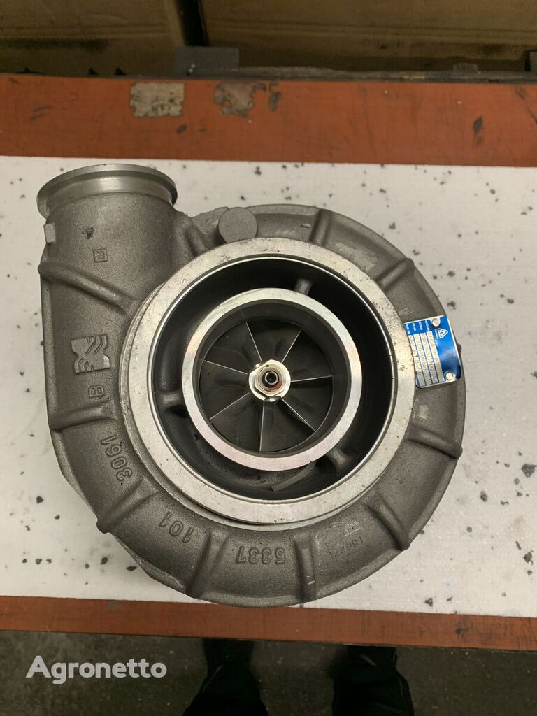 BorgWarner V12 51091007704 motor turbocompressor voor maaidorser