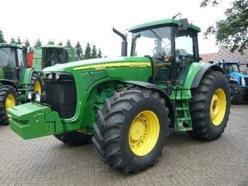 John Deere 8420 Gusinichnyy wielen trekker