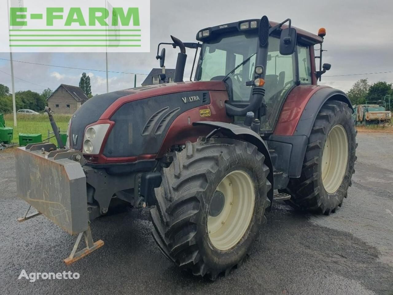 Valtra t163 versu wielen trekker